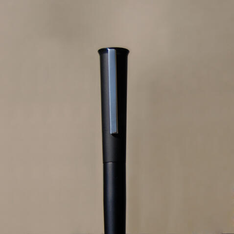 Caneta Roller de alumínio (preta), F. Laranjo