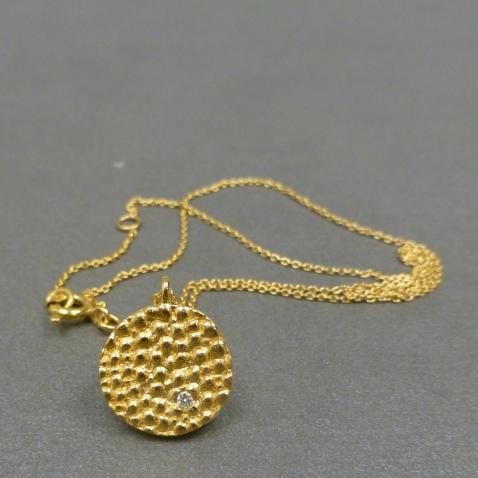 Correntinha &ldquo;Bubble&rdquo; Dourada com Diamante