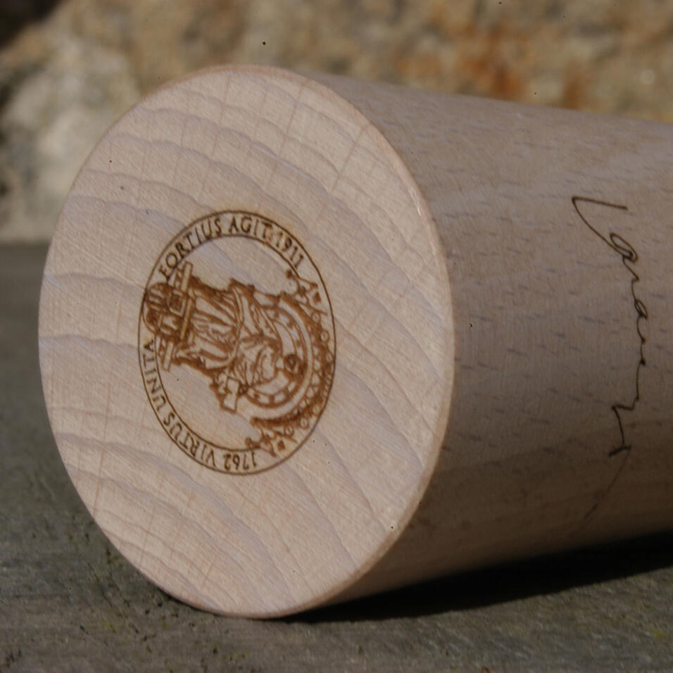 Caneta Roller de alumínio (preta), F. Laranjo