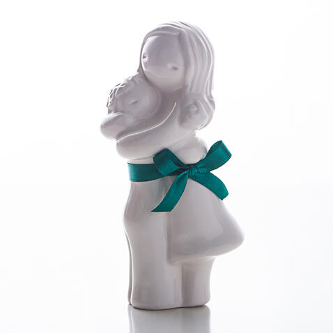 Abraço Feminino com Menino